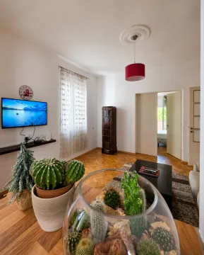 Rent, two bedroom apartment, 73m², Centar, Podgorica - image 3