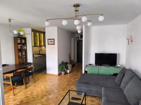 Sale, three bedroom apartment, 84m², Voždovac Sve Podlokacije, Beograd