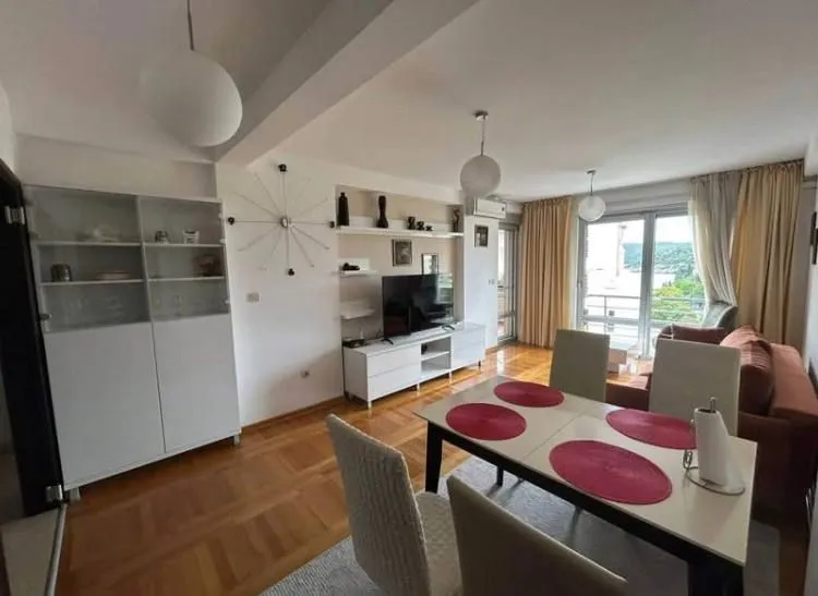 Sale, two bedroom apartment, 84m², Bečići, Budva