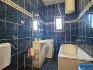 Izdavanje, kuća, 170m², Gornja Gorica, Podgorica - image 6