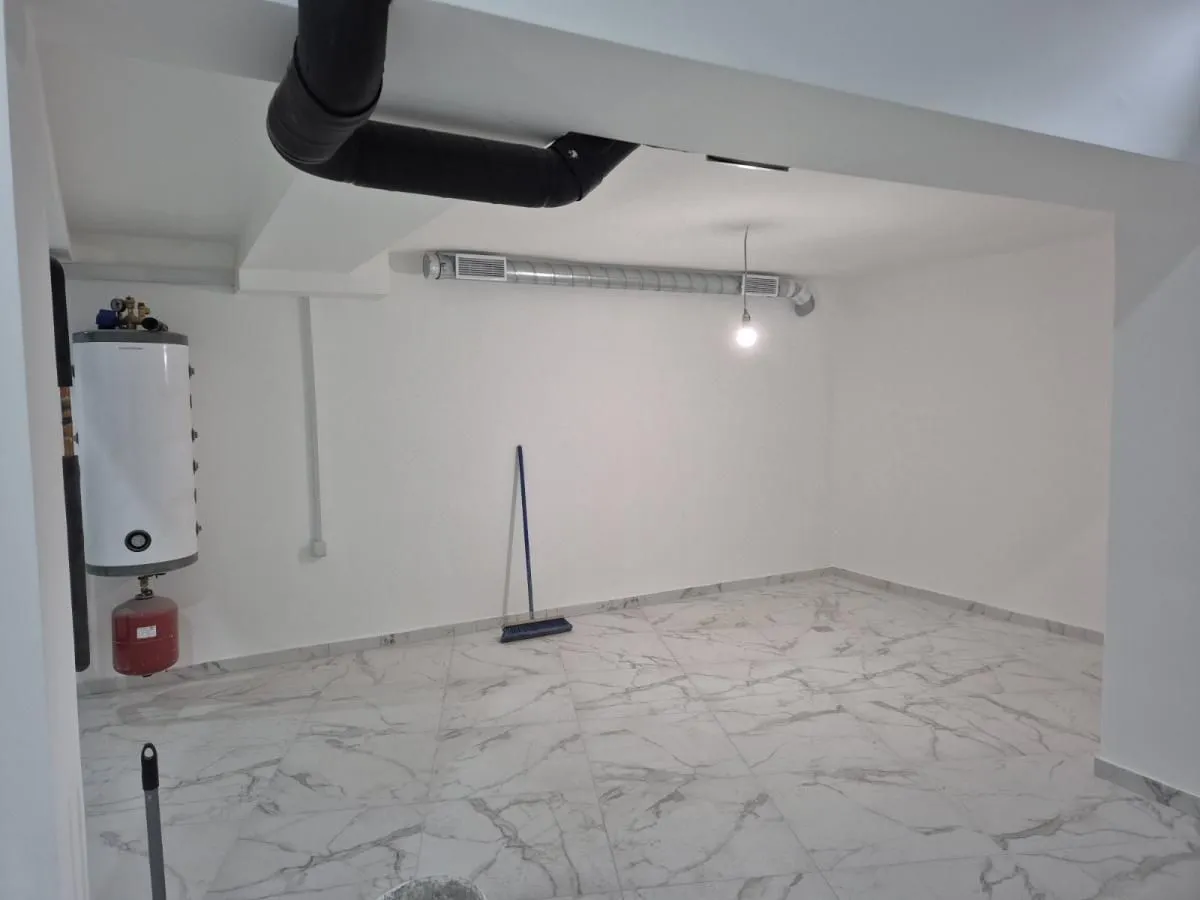 Rent, office space, 132m², Centar, Niš