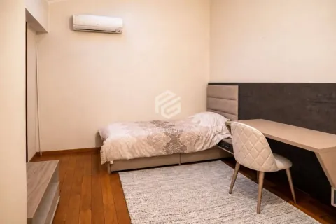 Rent, three bedroom apartment, 140m², Krivi Most, Podgorica - image 9