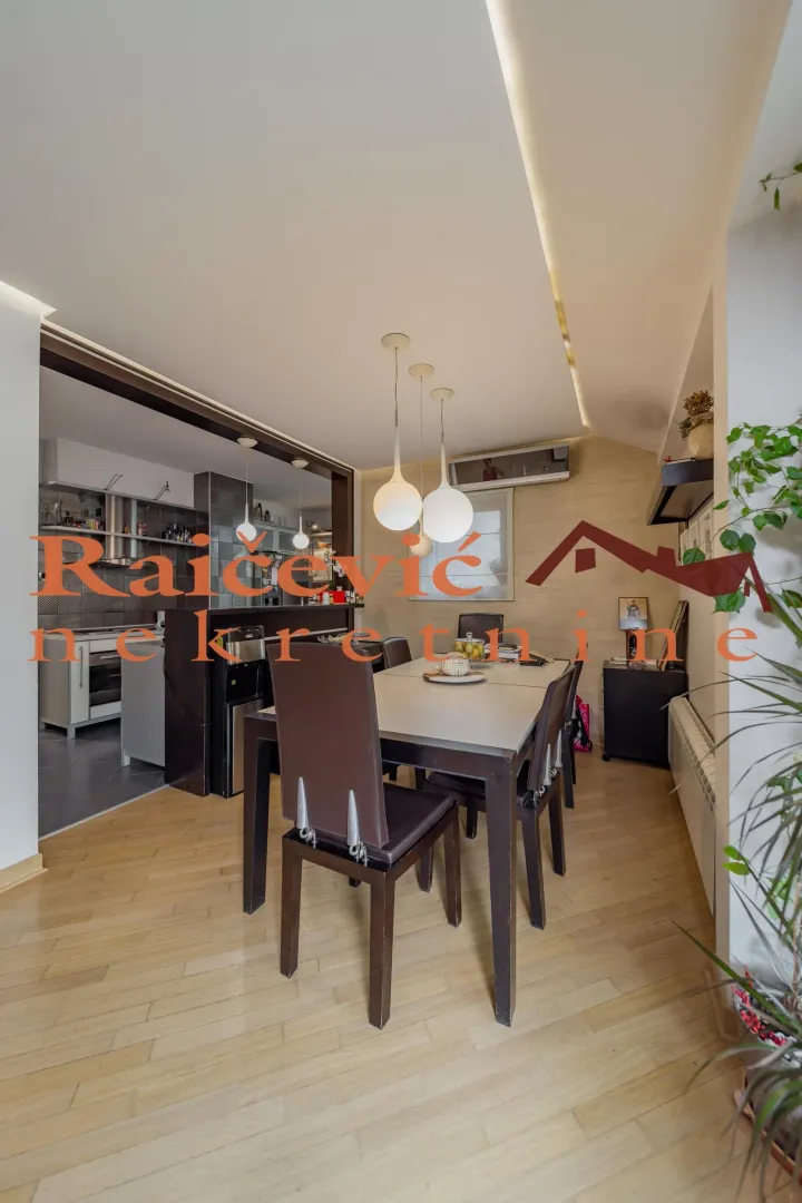 Sale, four bedroom apartment, 103m², Savski Venac, Beograd