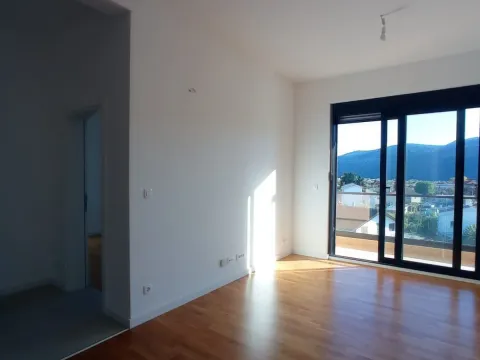 Sale, two bedroom apartment, 61m², Polje, Bar - image 9