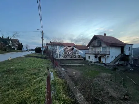 Zemljište in Petrijevo