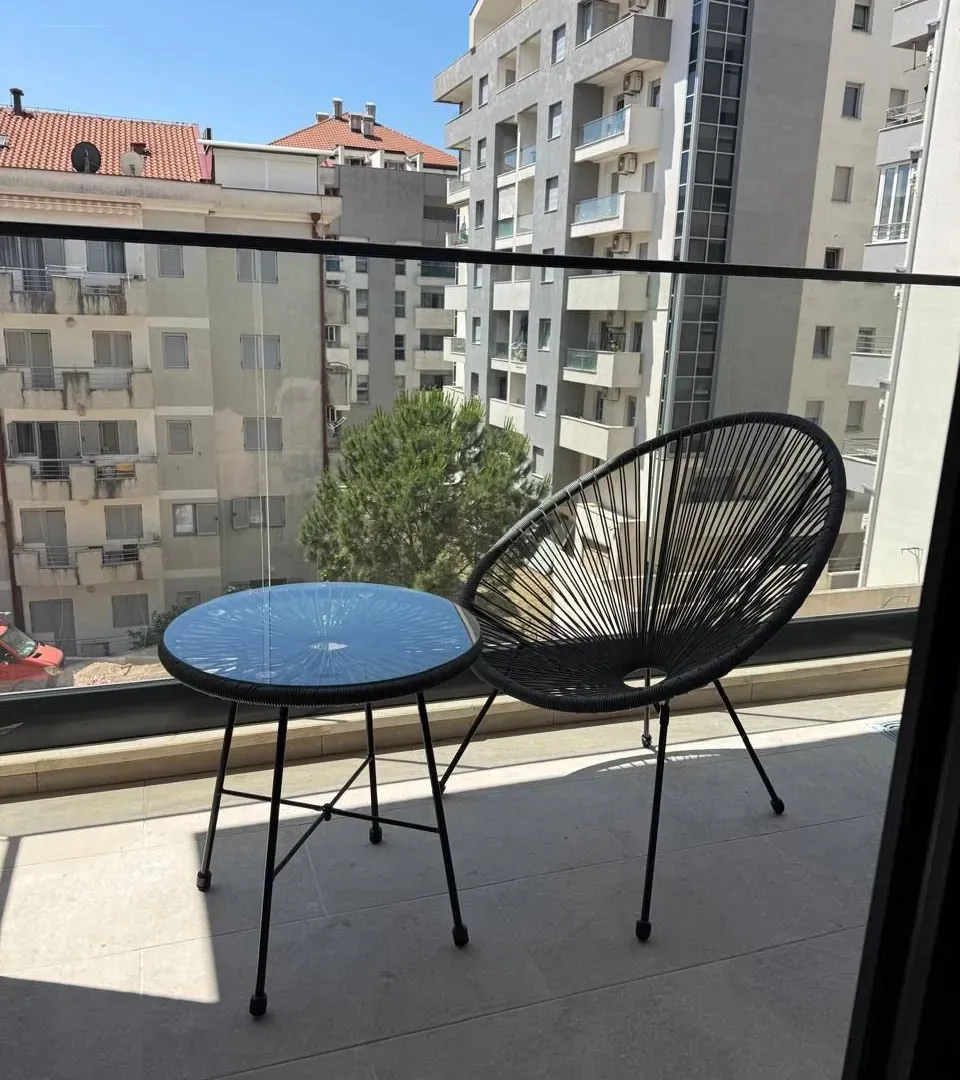 Rent, one bedroom apartment, 52m², Budva okolina, Budva