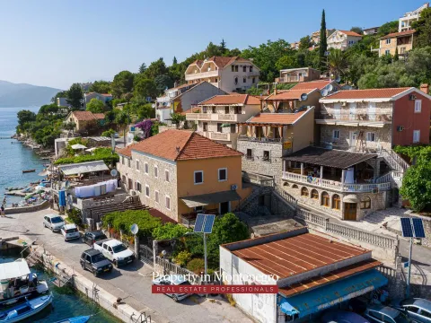 Prodaja, kuća, 266m², Kotor, Crna Gora - image 69