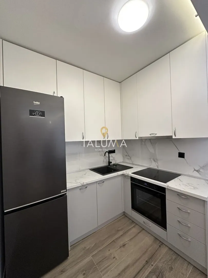 Rent, two bedroom apartment, 68m², Pobrežje, Podgorica