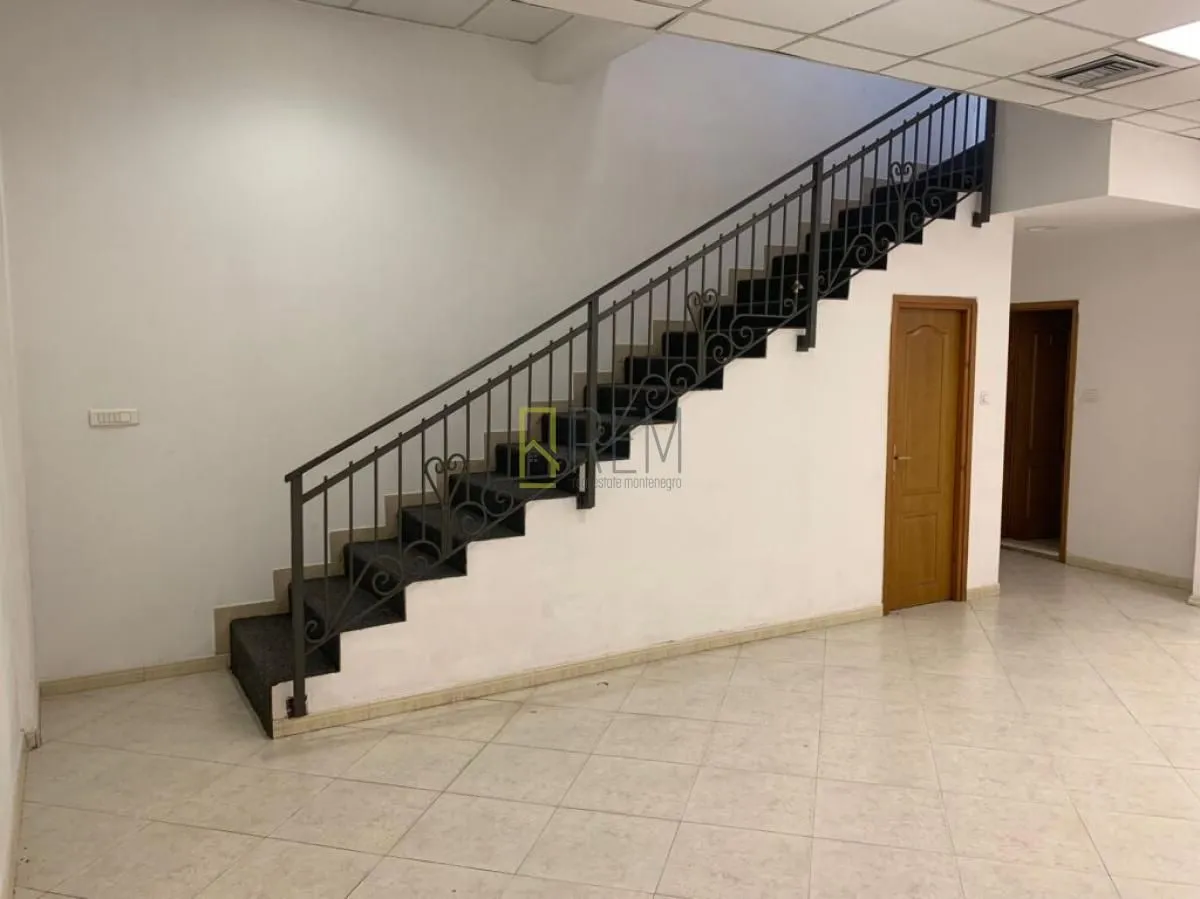 Rent, office space, 120m², Preko Morače, Podgorica