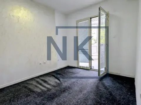 Izdavanje, poslovni prostor, 42m², Ljubović, Podgorica - image 2