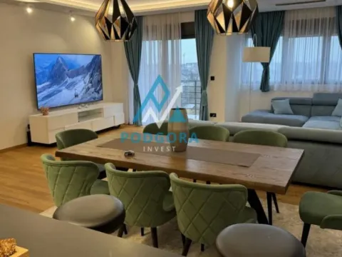 Prodaja, trosoban stan, 132m², Gorica C, Podgorica - image 13