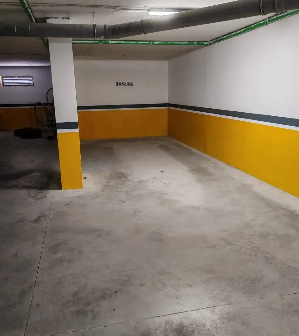 Prodaja, trosoban stan, 130m², Centar, Budva