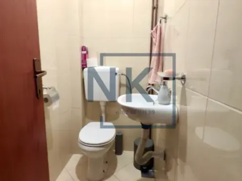 Prodaja, trosoban stan, 85m², Stari Aerodrom, Podgorica - image 6