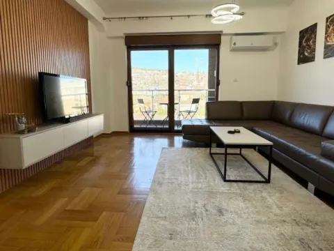 Izdavanje, jednosoban stan, 66m², Preko Morače, Podgorica - image 2