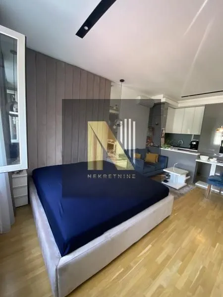Prodaja, garsonjera, 30m², Centar, Novi Sad