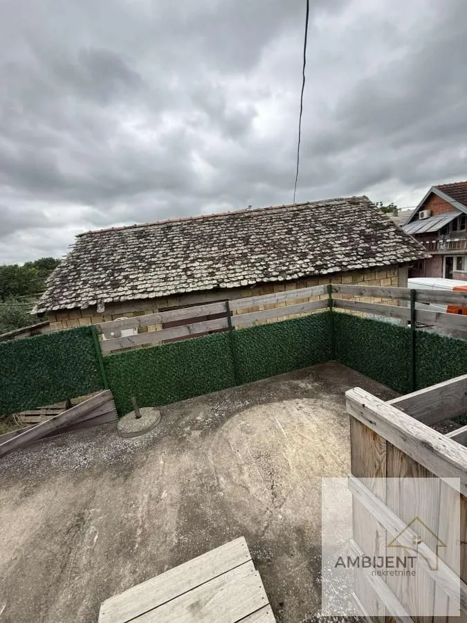 Prodaja, kuća, 80m², Novi Karlovci, Inđija