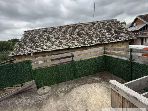 Prodaja, kuća, 80m², Novi Karlovci, Inđija - image 2