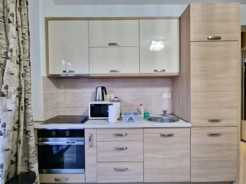 Izdavanje, jednosoban stan, 48m², Budva, Crna Gora - image 6