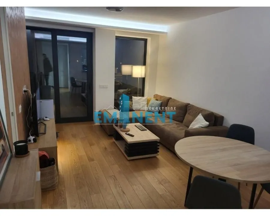 Izdavanje, dvosoban stan, 45m², Novi Beograd Blok 67, Novi Beograd Sve Podlokacije