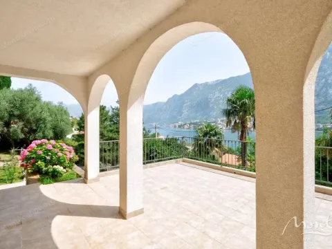 Sale, house, 174m², Muo, Kotor - image 32