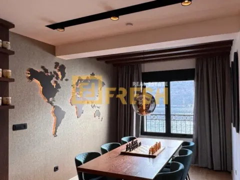 Sale, two bedroom apartment, 85m², Kotor, Crna Gora - image 4