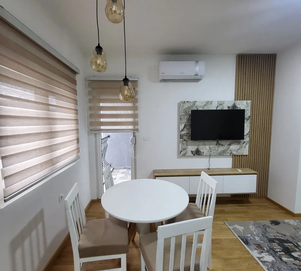 Izdavanje, jednosoban stan, 37m², Gintaš, Podgorica