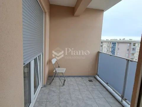 Rent, one bedroom apartment, 45m², City Kvart, Podgorica - image 10