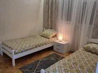Izdavanje, dvosoban stan, 75m², Pejton, Podgorica - image 24