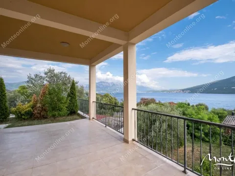 Sale, house, 247m², Đenovići, Herceg Novi - image 1