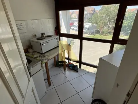 Izdavanje, poslovni prostor, 105m², Klisa, Novi Sad Sve Podlokacije - image 16