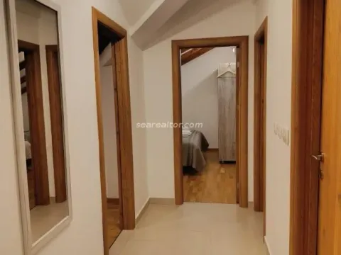 Izdavanje, trosoban stan, 111m², Tivat, Crna Gora - image 8