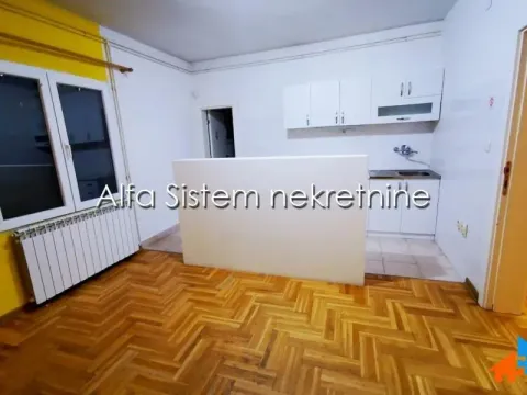 Izdavanje, kuća, 520m², Voždovac Sve Podlokacije, Beograd - image 12