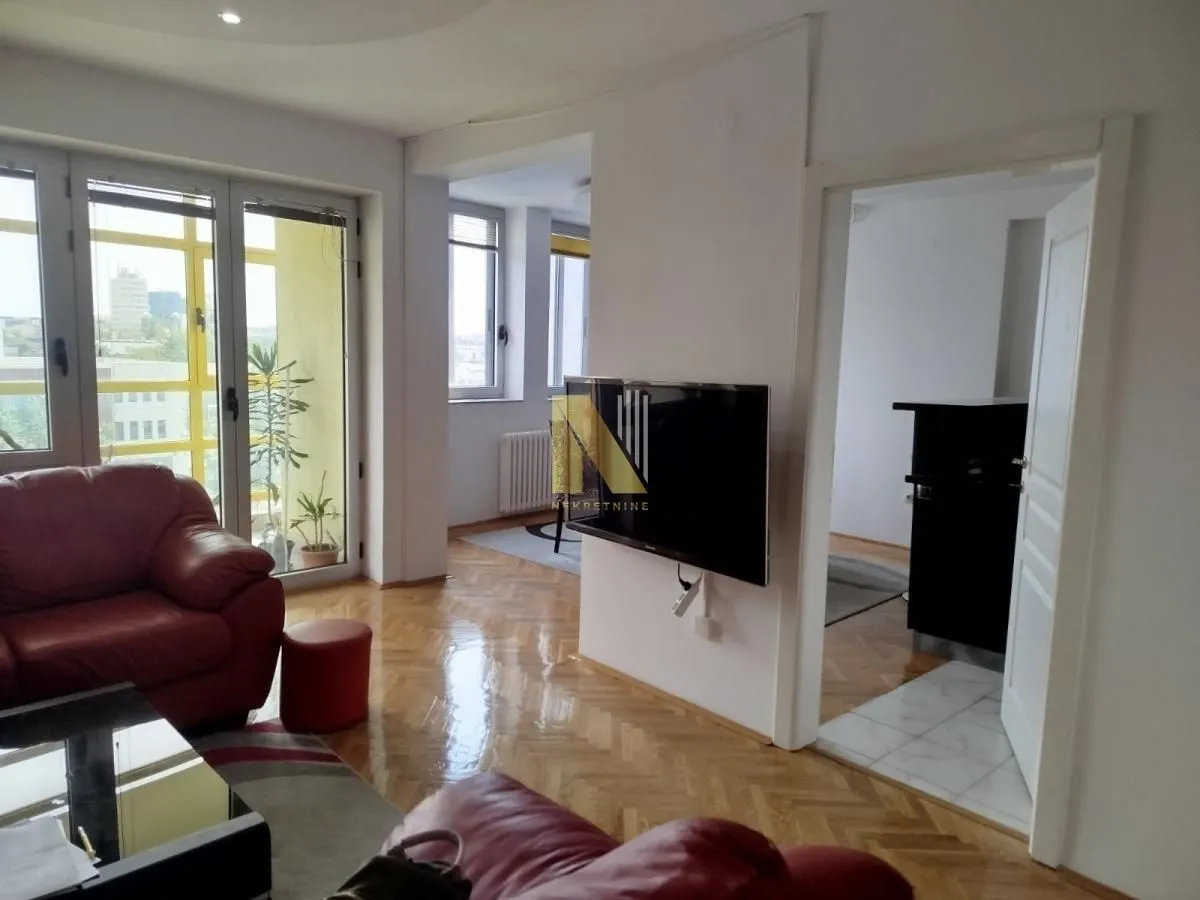 Prodaja, trosoban stan, 101m², Bulevar Oslobodjenja, Novi Sad Sve Podlokacije