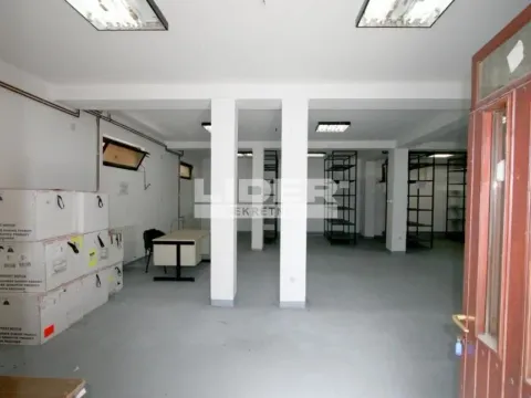 Izdavanje, poslovni prostor, 140m², Kaludjerica, Grocka - image 3