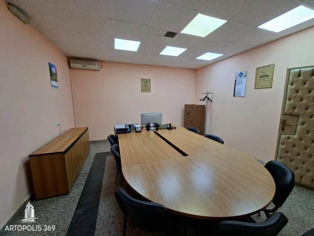 Rent, office space, 170m², Savski Venac, Beograd