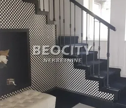 Izdavanje, četvorosoban stan, 240m², Kalenić Pijaca, Vračar Sve Podlokacije - image 5