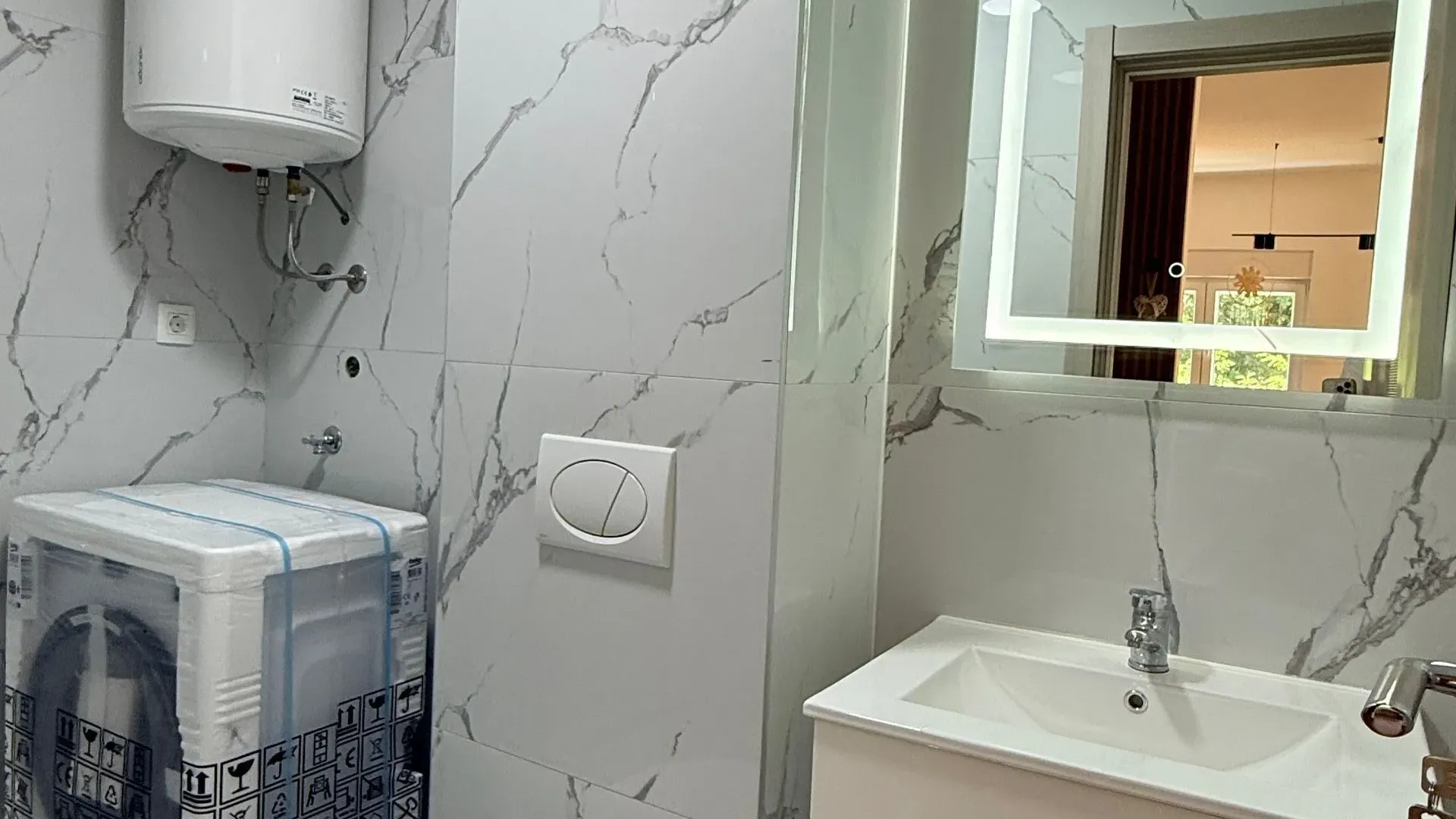 Sale, one bedroom apartment, 43m², Bečići, Budva