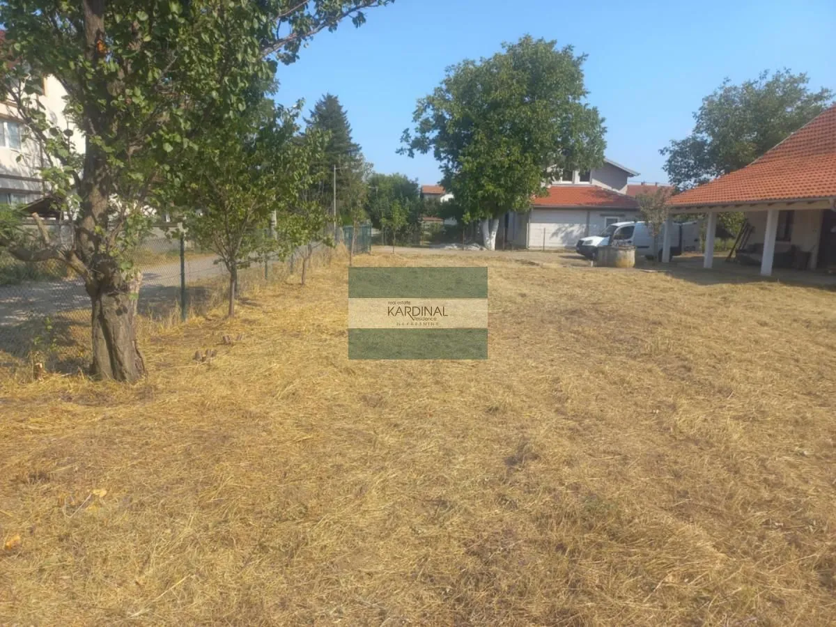 Prodaja, kuća, 219m², Medjulužje, Mladenovac