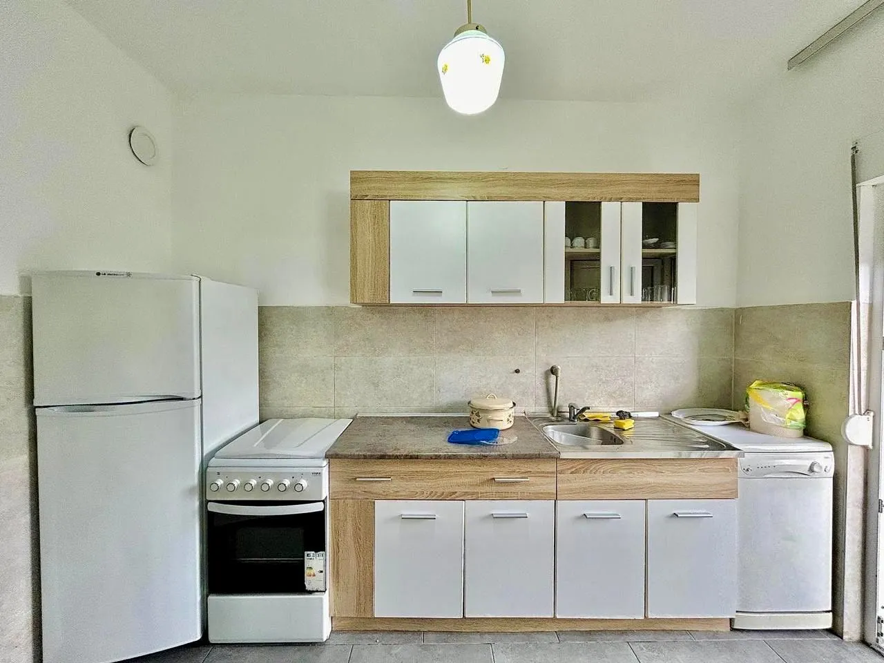 Rent, three bedroom apartment, 100m², Zagorič, Podgorica