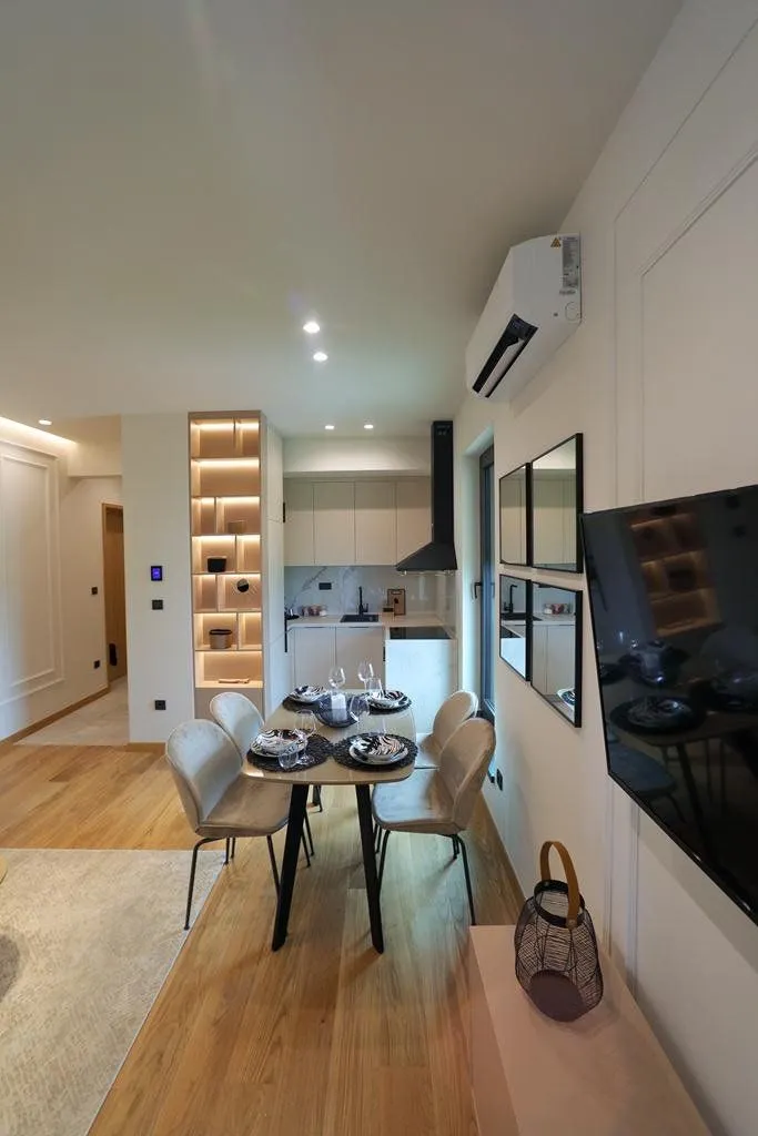 Izdavanje, jednosoban stan, 45m², Centar, Podgorica