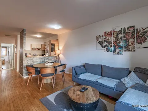 Stan in Zemun Sve Podlokacije