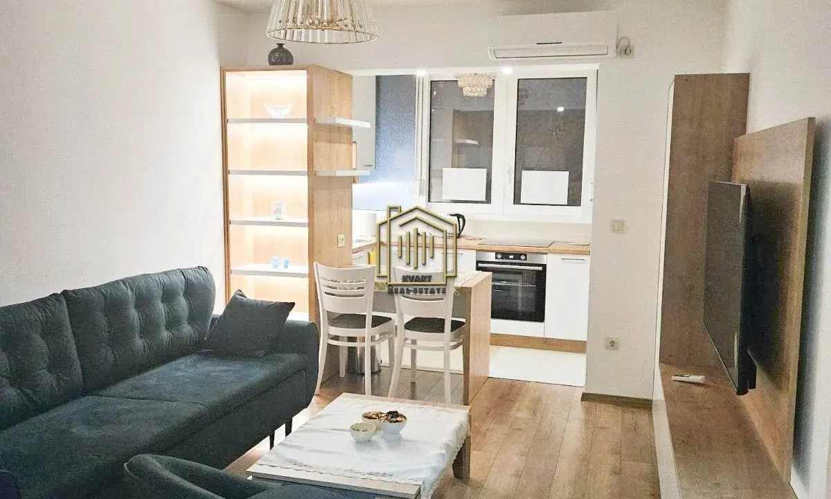 Izdavanje, jednosoban stan, 40m², Preko Morače, Podgorica