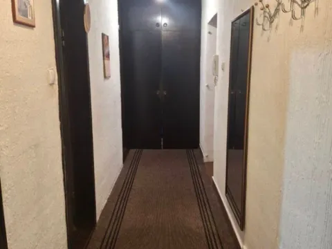 Prodaja, dvosoban stan, 77m², Blok 5, Podgorica - image 2