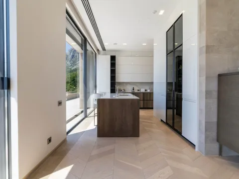 Prodaja, kuća, 526m², Orahovac, Kotor - image 18