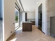 Prodaja, kuća, 526m², Orahovac, Kotor - image 18