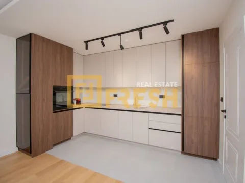 Izdavanje, trosoban stan, 121m², Gorica C, Podgorica - image 10