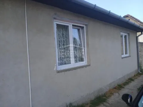 Prodaja, kuća, 112m², Novo Selo, Subotica - image 11