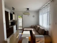 Izdavanje, dvosoban stan, 61m², Lazi, Budva - image 6