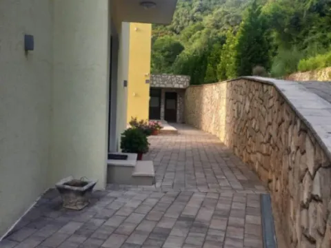 Daily-rent, studio apartment, 28m², Meljine, Herceg Novi - image 8