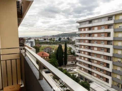 Izdavanje, jednosoban stan, 40m², Central Point, Podgorica - image 2